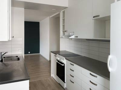 Vuokrataan Kerrostalo 4 huonetta - HELSINKI Konala Hilapellontie 2c