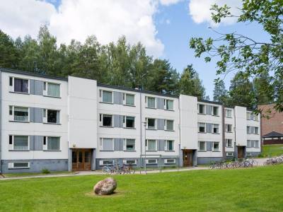 Vuokrataan Kerrostalo Yli 5 huonetta - RIIHIM&Auml;KI Hirsim&auml;ki Kivimiehenkatu 6