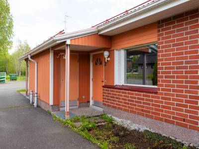 Vuokrataan Rivitalo Kaksio - Jyv&auml;skyl&auml; Tikkakoski Ruukintie 19 A