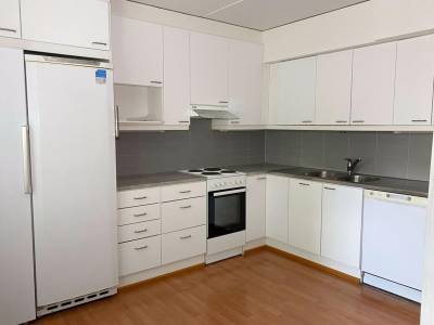 Vuokrataan Kerrostalo Yli 5 huonetta - HELSINKI Oulunkyl&auml; Kestikuja 1