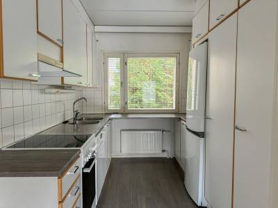 Vuokrataan Rivitalo 3 huonetta - VANTAA Simonkyl&auml; Simonkallionkuja 5