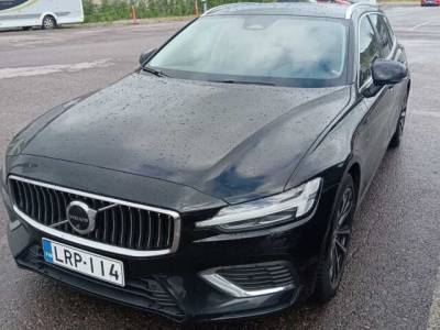 Volvo V60 2023