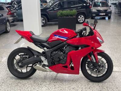 Honda CBR 2025