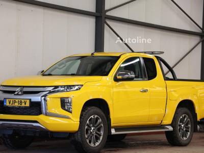 Mitsubishi L 200 2.2 DI-D Club Cab Intense 4X4 4WD TREKHAAK