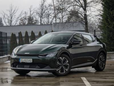 KIA EV6 125kW 2WD / AJ NA SPL&Aacute;TKY / PROTI&Uacute;ČET