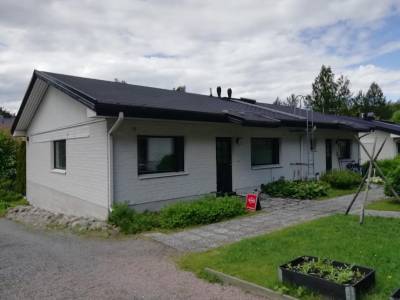 Vuokrataan Rivitalo 4 huonetta - Jyv&auml;skyl&auml; Ristonmaa Yl&auml;lahdentie 1 as