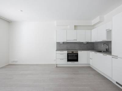 Vuokrataan Rivitalo Yli 5 huonetta - Espoo Kurttila Lusikkatie 24