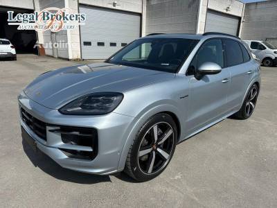 Porsche Cayenne E-Hybrid 3.0 Turbo V6