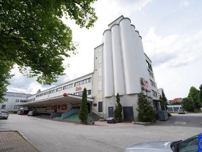 Vuokrataan Kerrostalo Kaksio - Pori Keskusta Vapaudenkatu 1