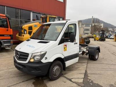 Mercedes-Benz Sprinter 519 CDI / 4x2 / Chassis Cab / <3.5t