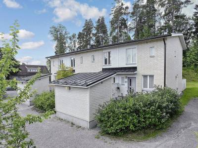 Vuokrataan Rivitalo 3 huonetta - Espoo Karhusuo Yl&auml;myllyntie 12 E 22
