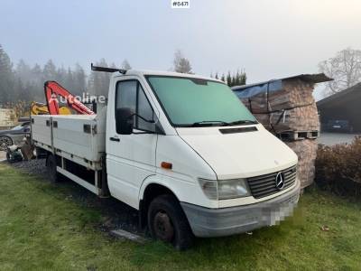 Mercedes-Benz 412D Planbil m/ Bakmontert kran