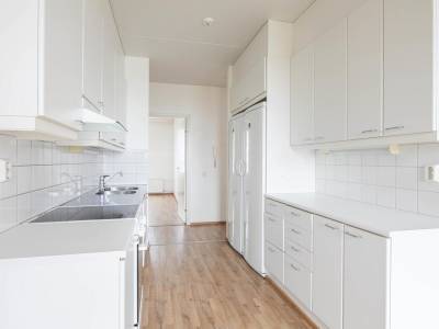 Vuokrataan Kerrostalo 4 huonetta - Helsinki Vuosaari Vuosaarentie 1 B ja C