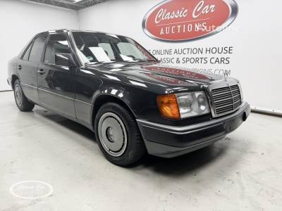 Mercedes-Benz 200 200E - ONLINE AUCTION