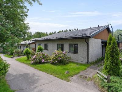 Vuokrataan Rivitalo Kaksio - VANTAA H&auml;meenkyl&auml; Kesantotie 8