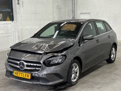 Mercedes-Benz B-klasse 180 Business Solution, Cruise control, navigatie, airco