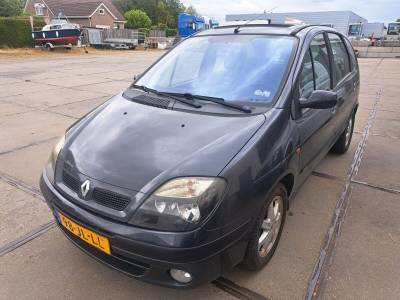 Renault Megane Scenic 1.6 * Petrol * Airco