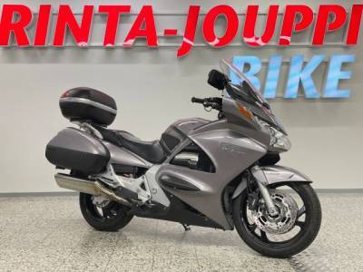 Honda ST 2002