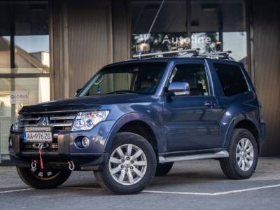 Mitsubishi Pajero 3.2 Di-D AT/5 AWD 125kW / AJ NA SPL&Aacute;TKY / PROTI&Uacute;ČET