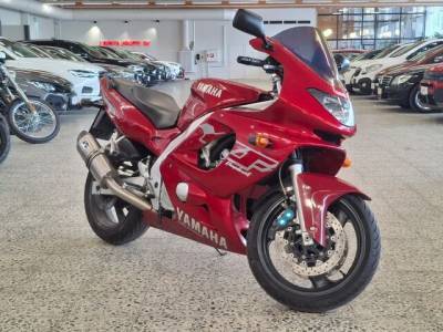 Yamaha YZF 2000