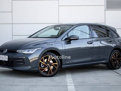 Volkswagen Golf 1.5 eTSI eHybrid Limited DSG / 110kW / A6 / Z&Aacute;RUKA / AJ NA
