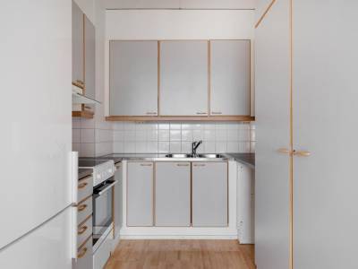 Vuokrataan Kerrostalo 3 huonetta - Helsinki Vuosaari RETKEILIJ&Auml;NKATU 6