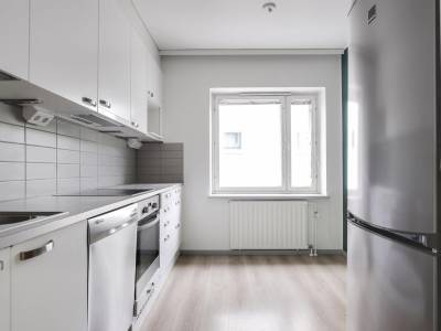 Vuokrataan Kerrostalo Kaksio - HELSINKI Lauttasaari Lauttasaarentie 27